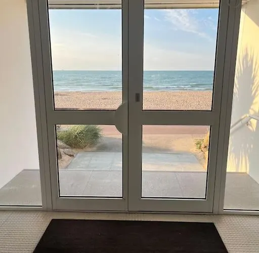 Bord De Mer, Acces Direct Lägenhet