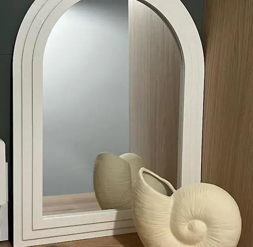 Bord De Mer, Acces Direct