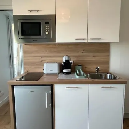 Bord De Mer, Accès Direct