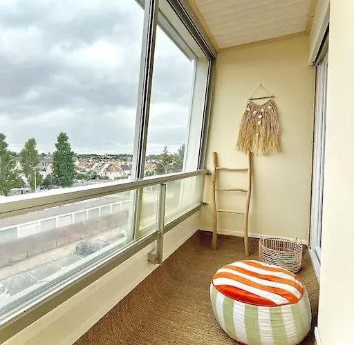 Bord De Mer, Acces Direct